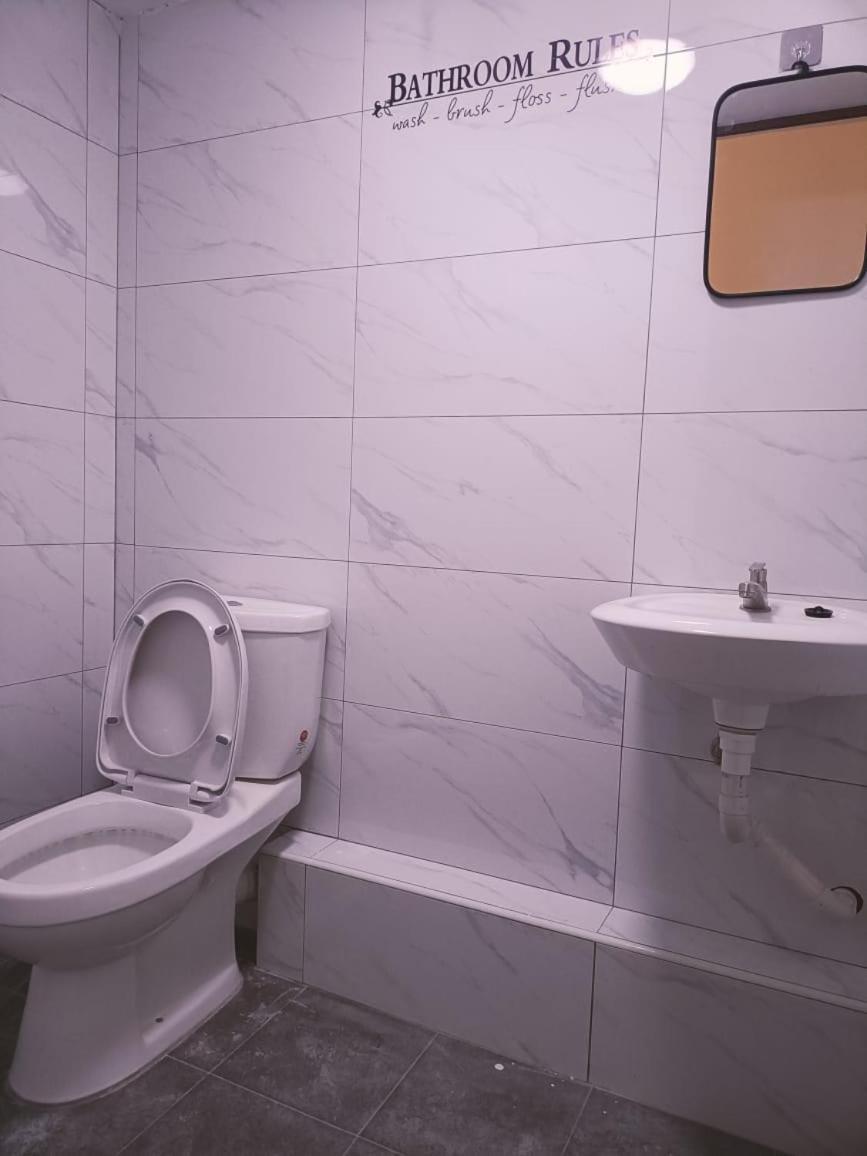 246Housecafe Pansiyon George Town Dış mekan fotoğraf